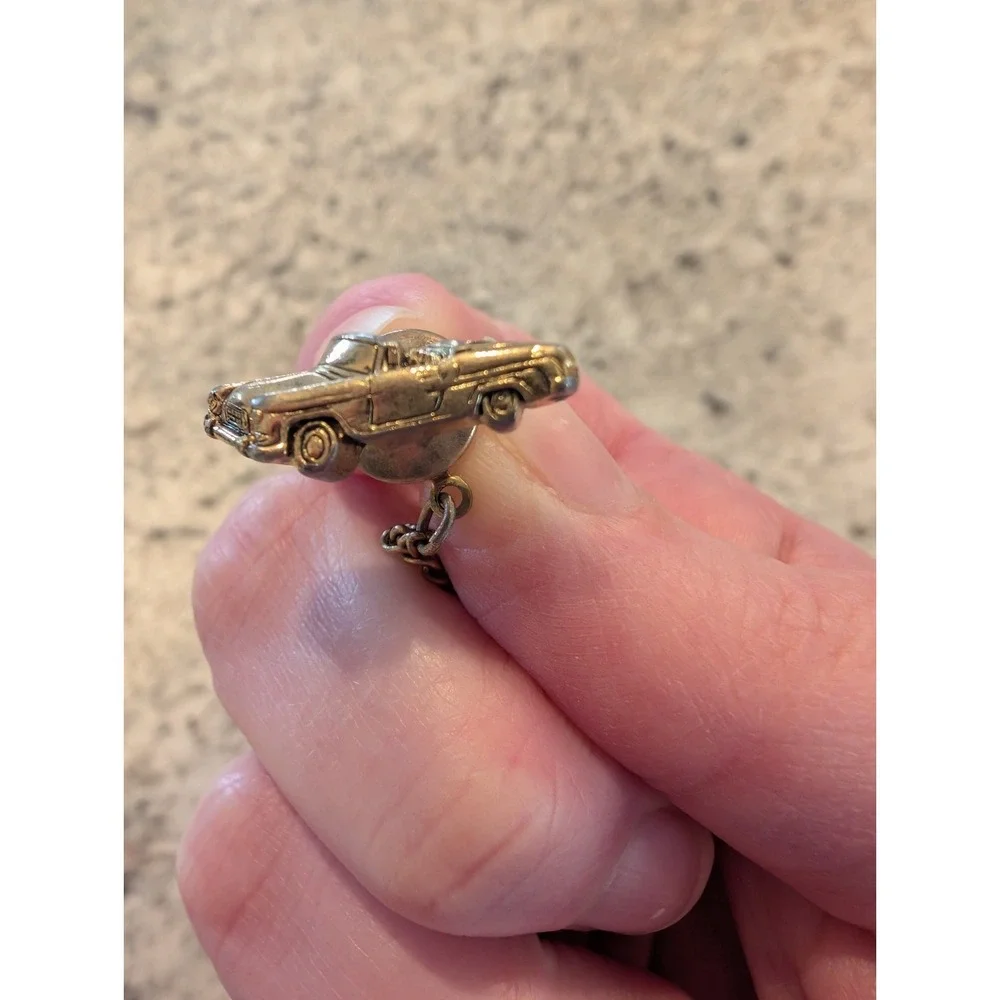 Vintage Tie Tack Pin Convertible Car Avon‎ Collectible Fashion Jewelry